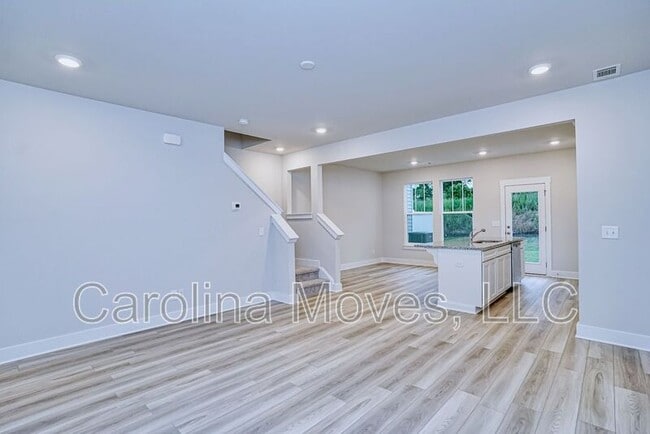 Foto del edificio - 1358 Maplesmith Wy