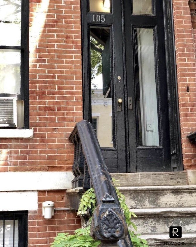 Primary Photo - 105 Bergen Street