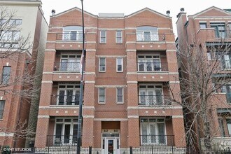 Building Photo - 840 W Diversey Pkwy