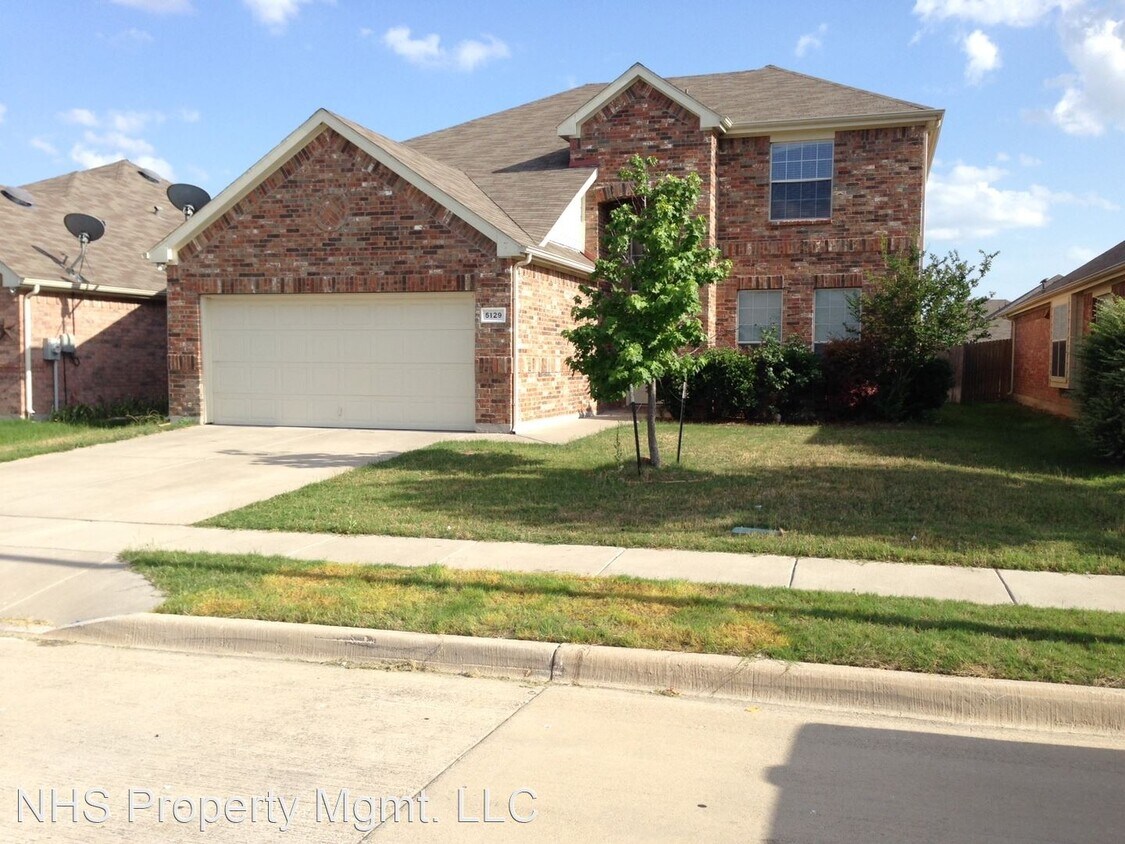 Primary Photo - 4 br, 2.5 bath House - 5129 Breeze Hollow