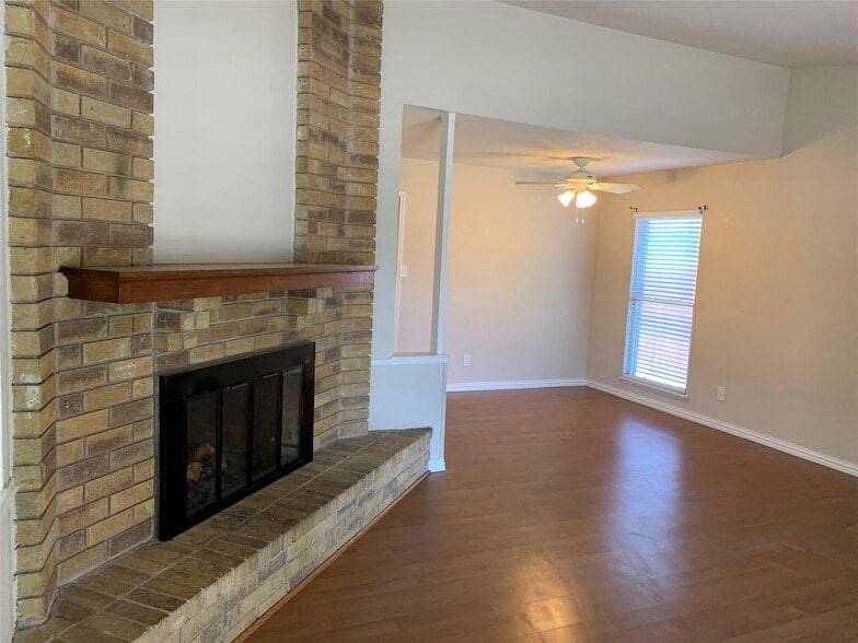 Building Photo - 5316 N Colony Blvd