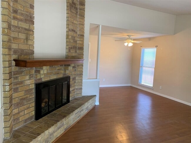 Photo - 5316 N Colony Blvd House