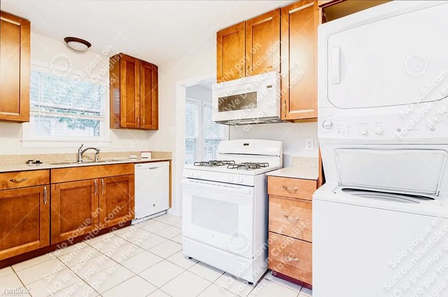 Building Photo - 2 br, 1 bath House - 4610 Richmond Ave
