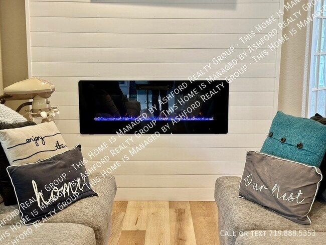 Foto del edificio - 7772 Wagonwood Pl