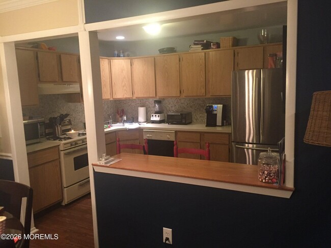 Building Photo - 505 Harding Rd