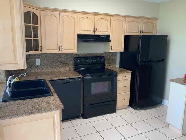 Foto del edificio - 9341 NW 24th Pl