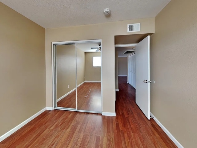 Building Photo - 2141 E Broadmor Dr