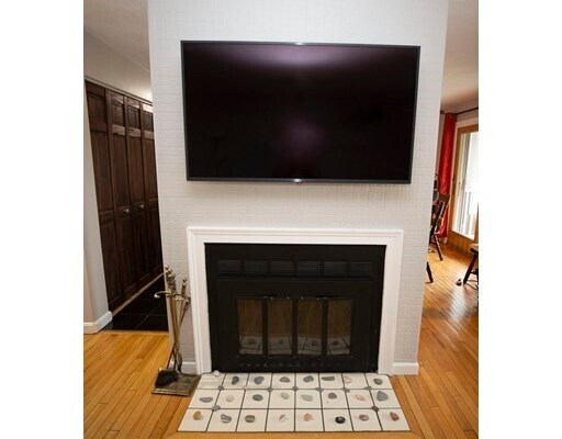 Building Photo - 18 Leverett Ave