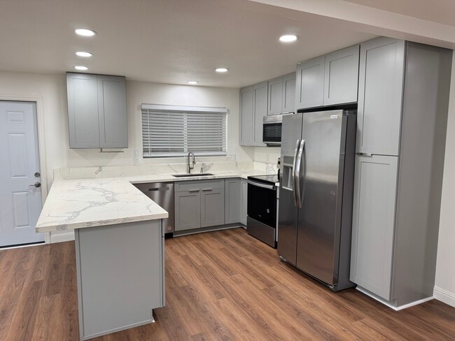 Building Photo - 45-102-102 Waiape Pl