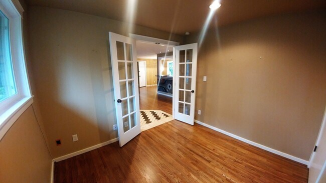 Building Photo - O&#39;Neill 7551