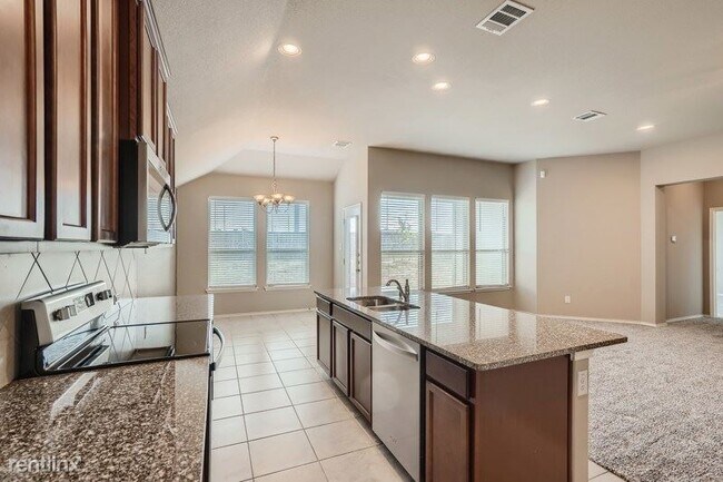 Foto del edificio - 3 br, 2 bath House - 123 Finley Street UNIT
