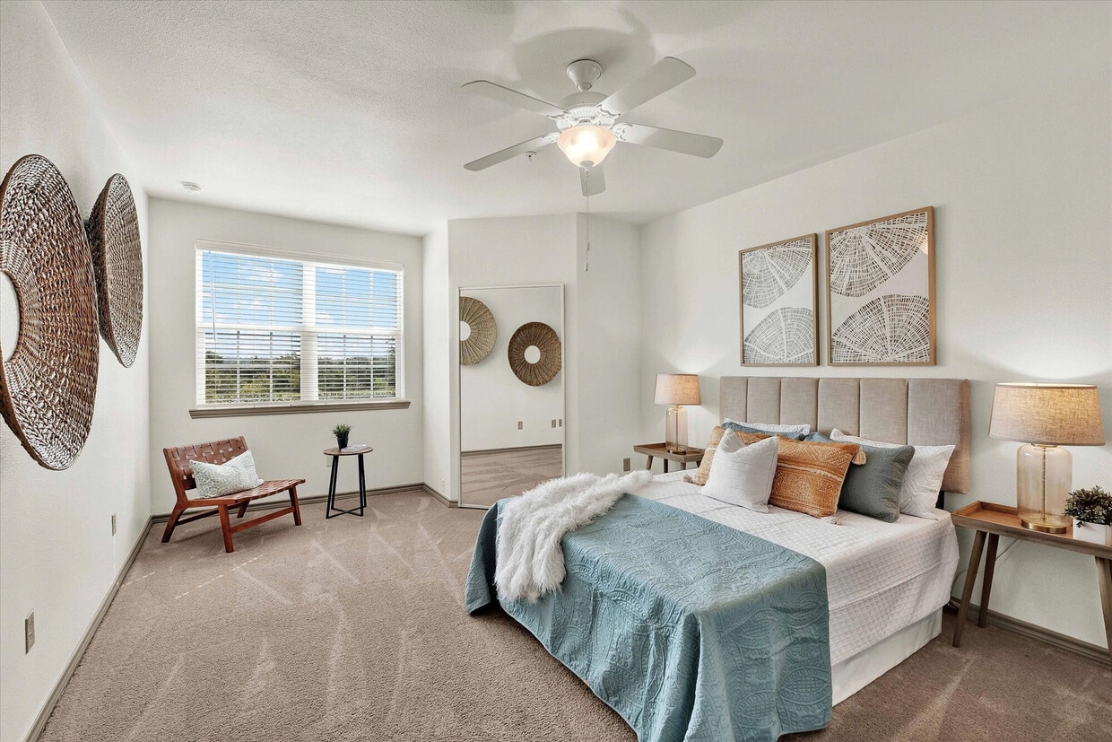 Villas in Westover Hills — Grounds & Landscaping