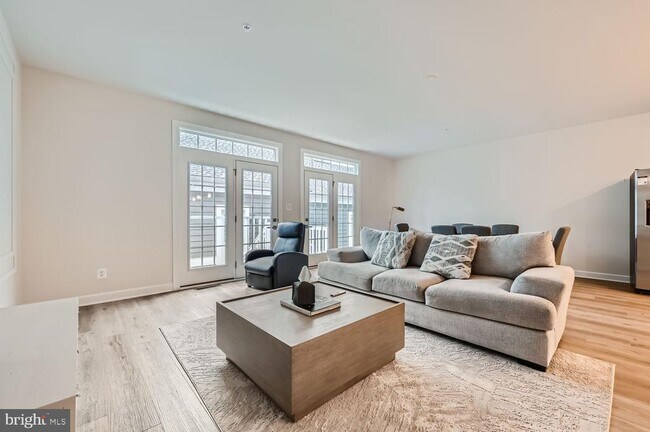 Foto del edificio - 10705 Sunridge St