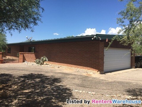 Building Photo - 12481 E Speedway Blvd