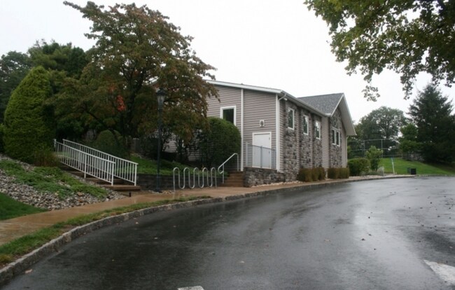 Foto del edificio - 26 Tory Ct