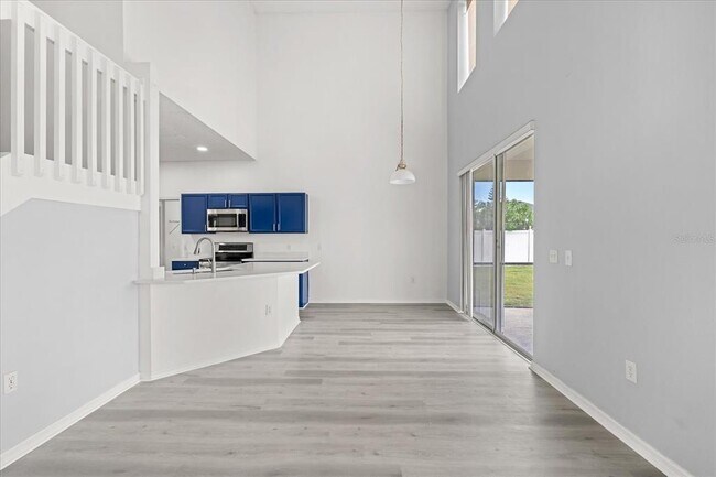 Foto del edificio - 521 Bromley Ct