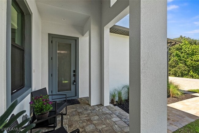 Foto del edificio - 3530 Hibiscus Ave