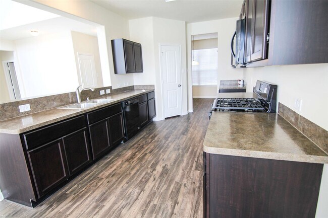 Foto del edificio - 29622 Clover Shore Dr