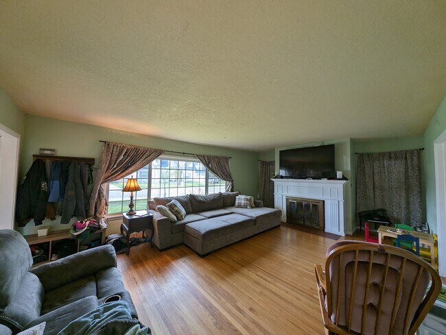 Building Photo - 2135 Greely Dr