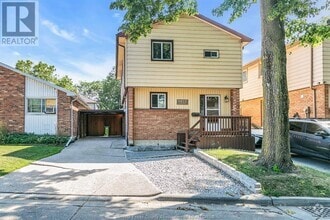 Building Photo - 9015 Copperfield Ct