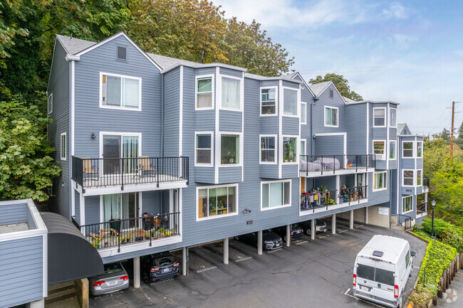 Exterior - Lair Hill Condos