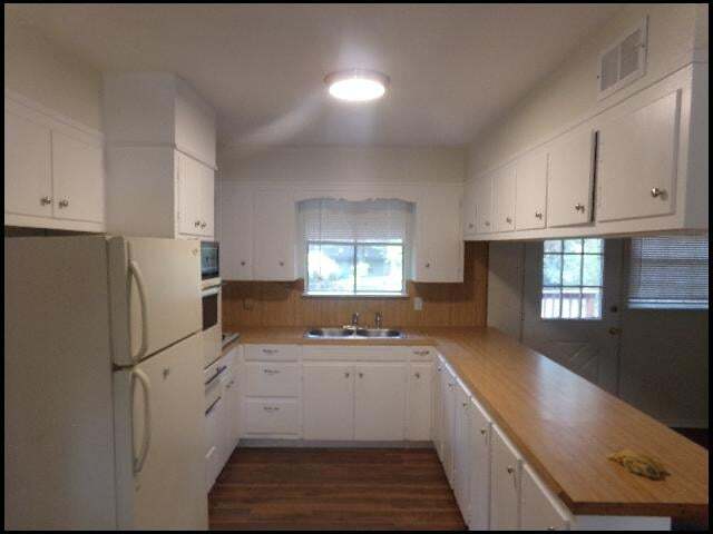 Building Photo - 408 Pickwick Ln