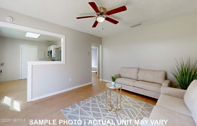 Foto del edificio - 5914 Wilmar Rd W