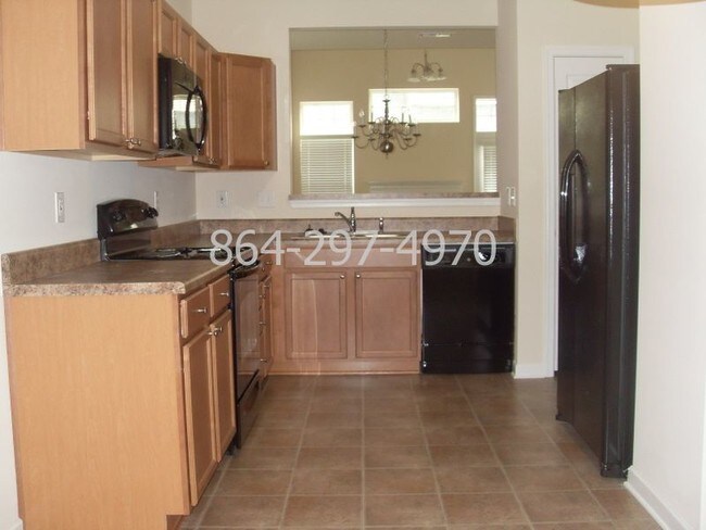 Building Photo - 411 Cedar Pines Dr