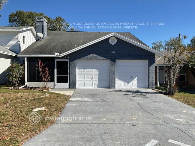 Building Photo - 546 Lake Dexter Blvd