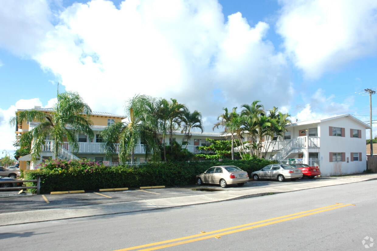 Foto principal - 801 S Federal Hwy