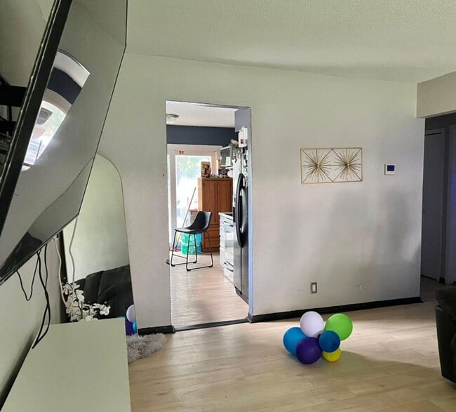 Building Photo - 1672 N Manton St