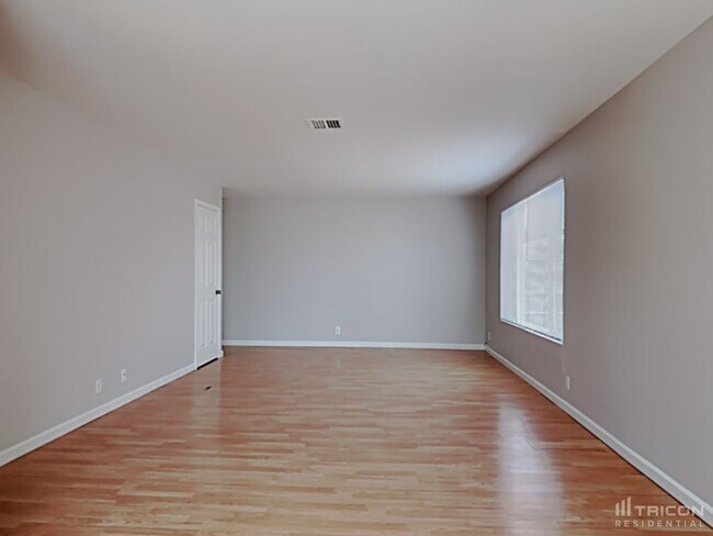 Building Photo - 145 Boggs Ct