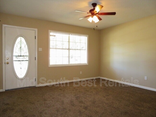 Foto del edificio - 3229 Markley St