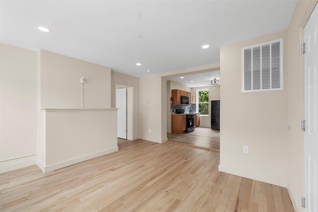 Foto del edificio - 135 3rd St