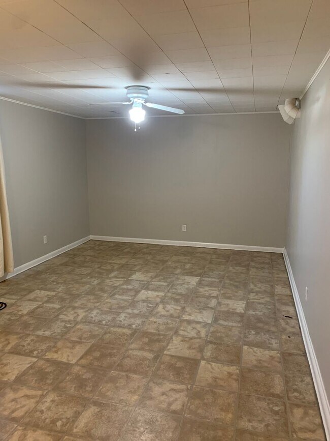 Foto del edificio - 3213 Boxelder Dr