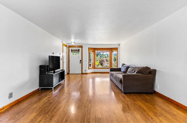 Foto del edificio - 10883 Southview Loop SE
