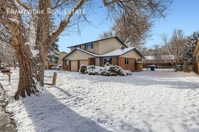 Foto del edificio - 4833 Field Ct