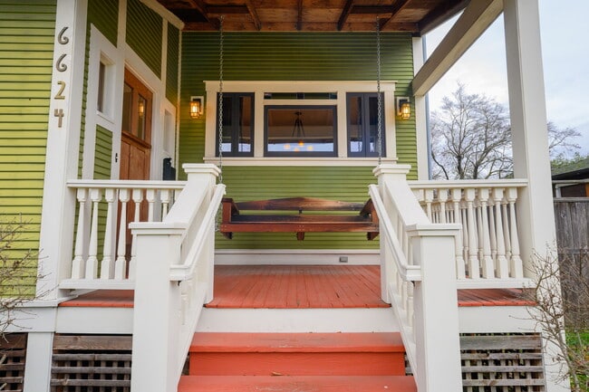 Porch swing! - 6624 N Greeley Ave