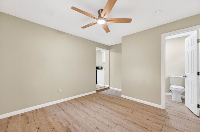 Foto del edificio - 3707 W Gray St