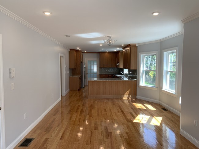 Building Photo - 25 Olney St