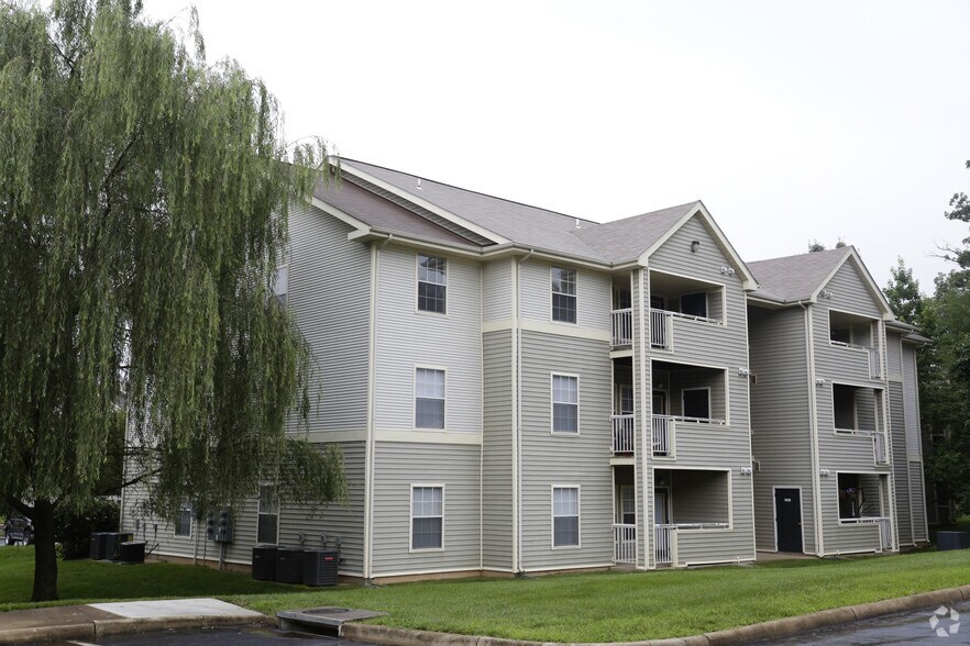 Salem Run Apartments Rentals Fredericksburg, VA