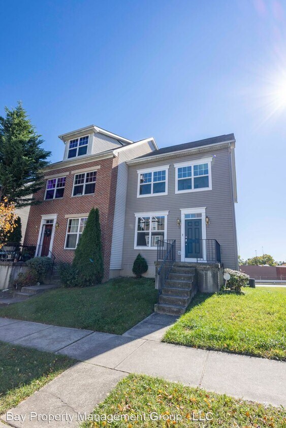 Foto principal - 4 br, 2 bath House - 5405 Parkside Place