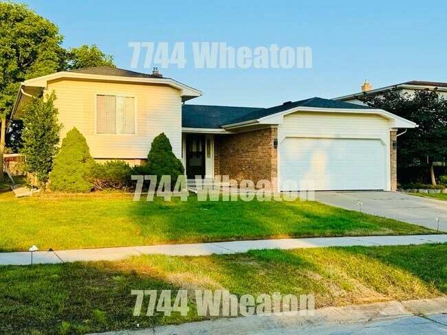 Foto del edificio - 7744 Wheaton Dr