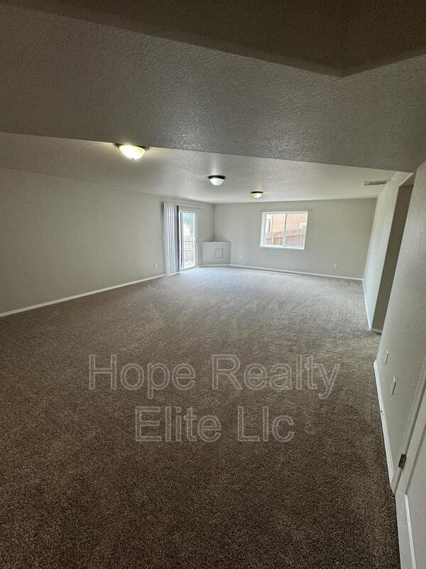 Building Photo - 3775 Cherry Plum Dr