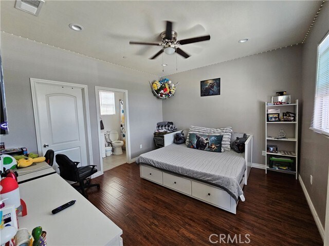 Foto del edificio - 1036 W Fernleaf Ave