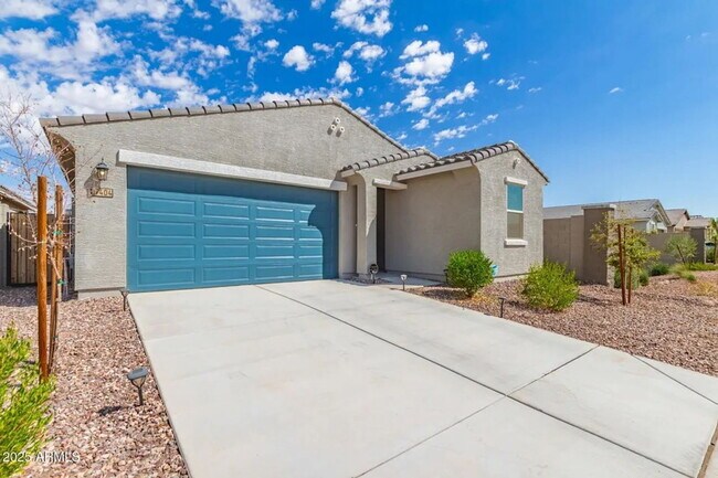 Foto del edificio - 17404 W Sunnyslope Ln