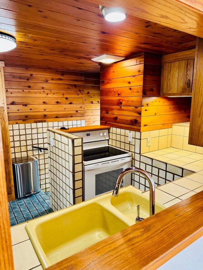 Foto del edificio - 1704 S Berlin Ave