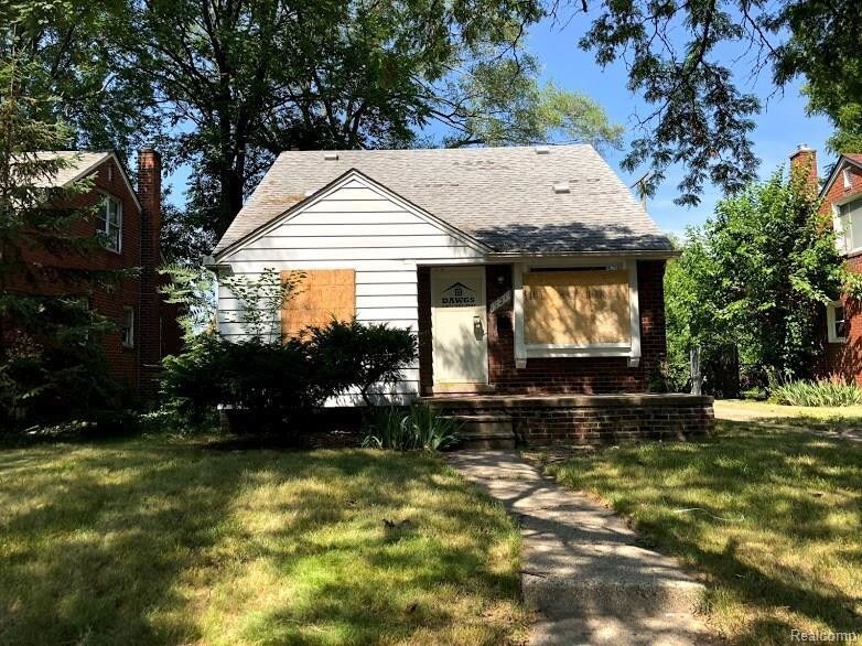 Foto principal - 19311 Warwick St