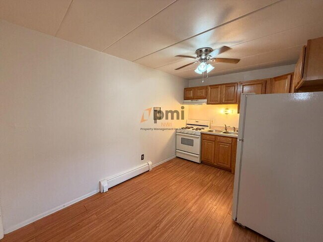 Building Photo - 111 Harrington Ave