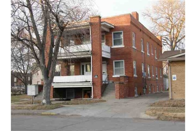 Foto del edificio - 414-416 W 4th St
